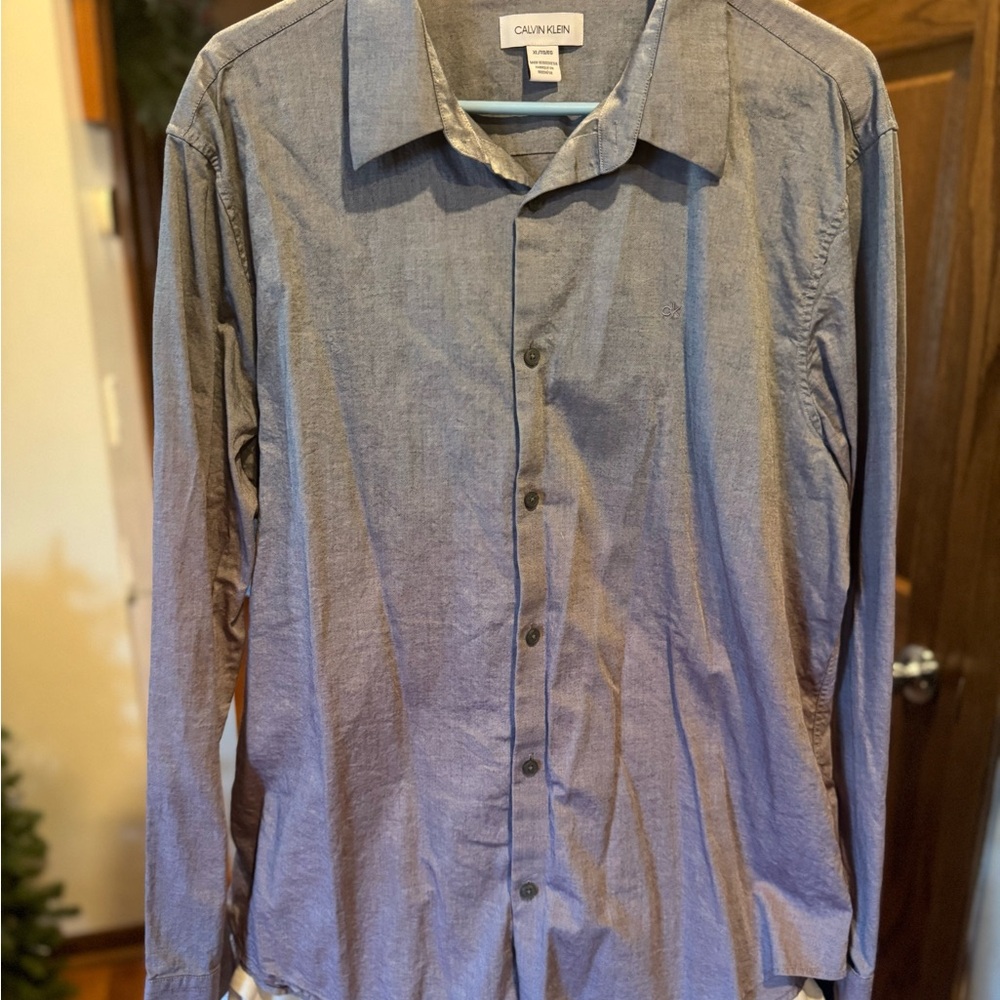 Calvin Klein Men's Gray to Red Ombre Dress Shirt